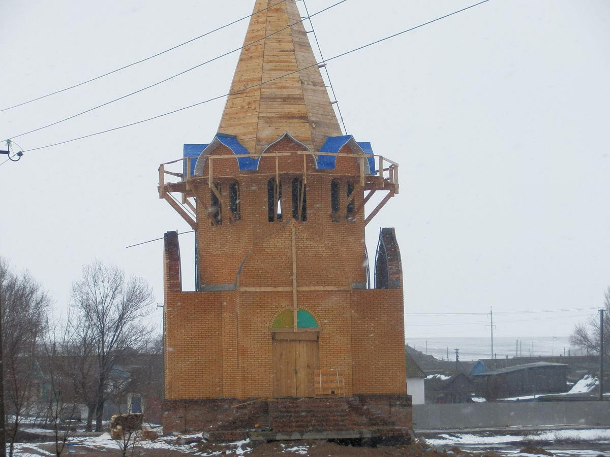 hram-ikony-bozhiej-materi-sporitelnica-hlebov-krovlya_4